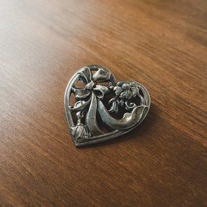 Vintage Heart Valentine Love Ribbon Bow Floral Flower Tarnished Silver Brooch